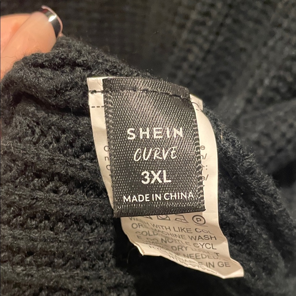 SHEIN Black Sweater with Bold Red Hearts - Picture 2 of 7